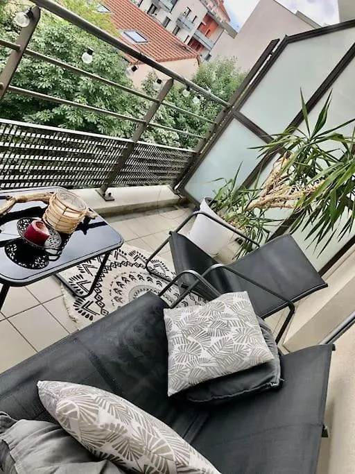 דירות ליון Un Balcon A Monplaisir- 4 Lits -Garage - 47M2